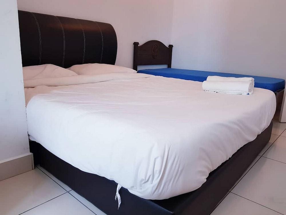 Vouk Hotel Suites, Penang George Town Dış mekan fotoğraf