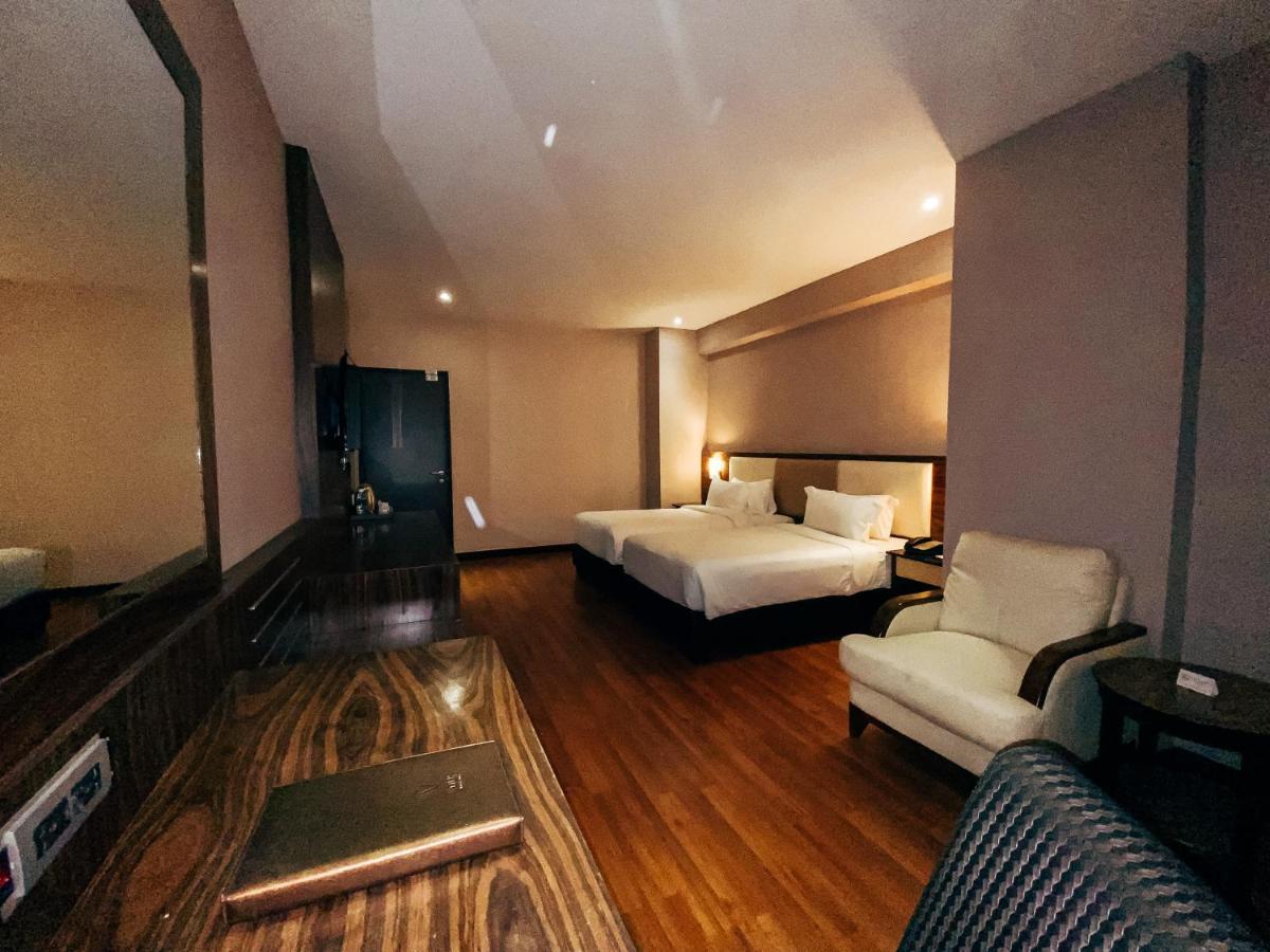 Vouk Hotel Suites, Penang George Town Dış mekan fotoğraf