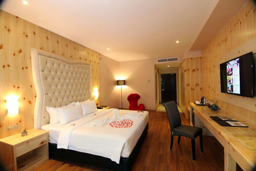 Vouk Hotel Suites, Penang George Town Dış mekan fotoğraf