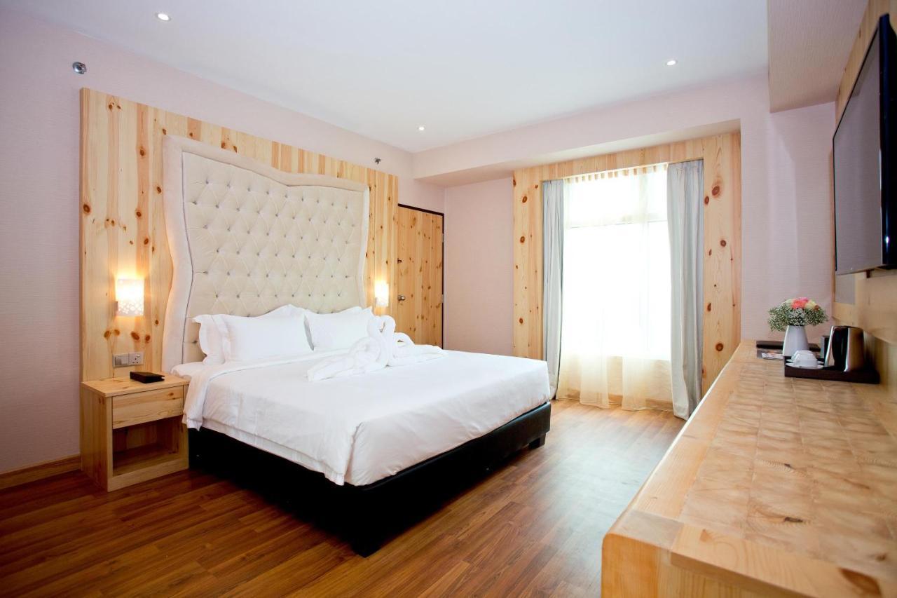 Vouk Hotel Suites, Penang George Town Dış mekan fotoğraf